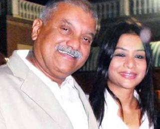 Peter Mukerjee's Happy Birthday Letter to Indrani | पीटर मुखर्जीचं इंद्राणीला वाढदिवसाच्या शुभेच्छा देणारं पत्र