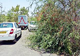 Incessant damages in the district due to turbulent rain | वादळी पावसाने जिल्ह्यात अतोनात नुकसान Incessant damages in the district due to turbulent rain | वादळी पावसाने जिल्ह्यात अतोनात नुकसान