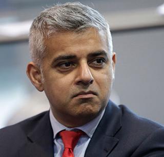 First time Muslim candidate for the post of Mayor of London | लंडनच्या महापौरपदी प्रथमच मुस्लिम व्यक्तीची निवड