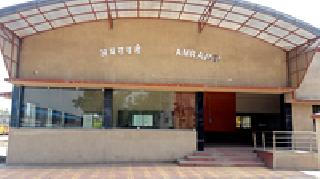 New ticket booking center to start from model railway station from Thursday | मॉडेल रेल्वे स्थानकावर गुरुवारपासून नव्या तिकीट बुकिंग केंद्राला प्रारंभ