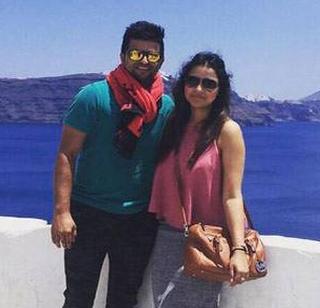 Raina's wife reached Holland to meet Priyanka | रैना पत्नी प्रियांकाला भेटण्यासाठी हॉलंडला पोहोचला