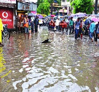 Mumbai's pre-monsoon work | मुंबईत मान्सूनपूर्व कामांना वेग