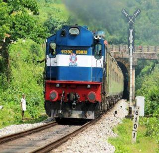 Konkan Railway complete 4 months ahead of Ganesh festival | गणेशोत्सवासाठी 4 महिने आधीच कोकण रेल्वे फुल्ल