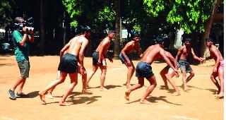 Isobarap kabaddi on Discoveries | इस्लामपूरची कबड्डी जाणार डिस्कव्हरीवर Isobarap kabaddi on Discoveries | इस्लामपूरची कबड्डी जाणार डिस्कव्हरीवर