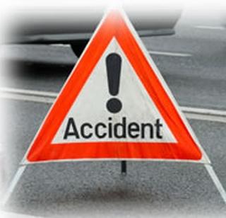 16 people killed in two accidents | दोन अपघातांत १६ जण ठार