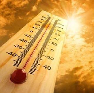 With the intensity of sweating, the temperature is up to 34 degrees Celsius | घामाच्या धारांनी मुंबईकर हैराण, तापमान ३४वर