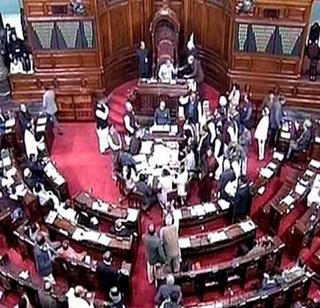 53 MPs to be removed from the Rajya Sabha, Congress retreat | राज्यसभेतून ५३ खासदार होणार निवृत्त, काँग्रेसला फटका