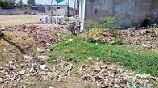 Problems of Municipal Corporators, Surya Tatola | समस्यांनी ग्रस्त सूर्याटोलाकडे नगरसेवकांची पाठ Problems of Municipal Corporators, Surya Tatola | समस्यांनी ग्रस्त सूर्याटोलाकडे नगरसेवकांची पाठ