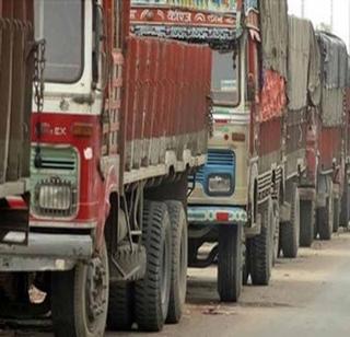 Disposal of theft truck in the state | राज्यभरातील चोरीच्या ट्रकची धुळ्यात विल्हेवाट