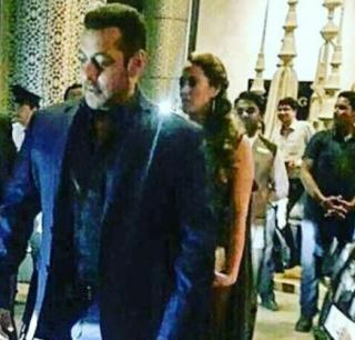 We are together! Preity Zinta receives Lillianhi with Salman | हम साथ साथ है! प्रीती झिंटाच्या रिसेप्शनला सलमानसोबत लुलियाही हजर..