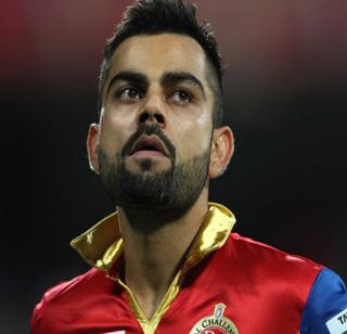 Virat's new record, most runs in a single IPL season | विराटचा नवा विक्रम, आयपीएलच्या एका मोसमातील सर्वाधिक धाव Virat's new record, most runs in a single IPL season | विराटचा नवा विक्रम, आयपीएलच्या एका मोसमातील सर्वाधिक धाव