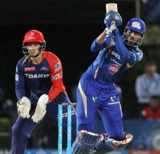 Krishnal ki Jhanjavati kheli; Challenge of 207 runs against Mumbai in Delhi | कृणालची झंझावती खेळी; मुंबईचे दिल्लीसमोर २०७ धावांचे आव्हान Krishnal ki Jhanjavati kheli; Challenge of 207 runs against Mumbai in Delhi | कृणालची झंझावती खेळी; मुंबईचे दिल्लीसमोर २०७ धावांचे आव्हान