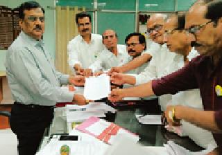 Vidarbha State Movement Committee, for the revamping of Wainganga | वैनगंगा शुद्धीकरणासाठी सरसावली विदर्भ राज्य आंदोलन समिती Vidarbha State Movement Committee, for the revamping of Wainganga | वैनगंगा शुद्धीकरणासाठी सरसावली विदर्भ राज्य आंदोलन समिती