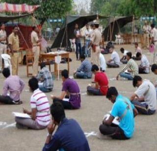 Nagpur - Trouble in the written examination of the police recruitment | नागपूर - पोलीस भरतीच्या लेखी परिक्षेत गोंधळ Nagpur - Trouble in the written examination of the police recruitment | नागपूर - पोलीस भरतीच्या लेखी परिक्षेत गोंधळ