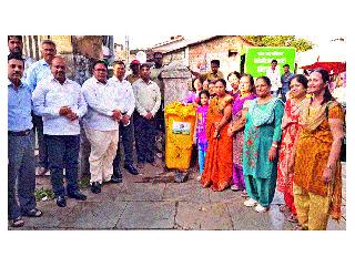 Circulating garbage collection boxes | फिरत्या कचरा संकलन पेट्या Circulating garbage collection boxes | फिरत्या कचरा संकलन पेट्या