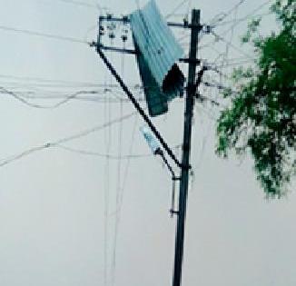केशोरीसह परिसरात वादळाचा तडाखा