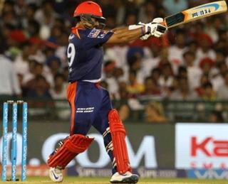 Delhi got a spectacular win over Hyderabad | दिल्लीनं हैदराबादवर मिळवला शानदार विजय