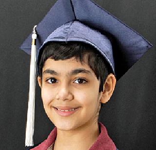 Abraham became the twelfth year graduate | अब्राहम बनला बाराव्या वर्षी पदवीधर