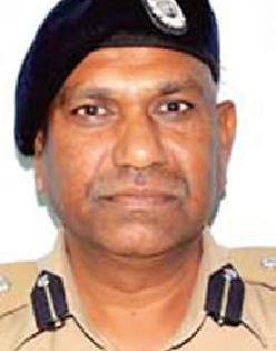 Police officers will be sent to the police headquarters in Thane | पोलीस मुख्यालयात कार्यरत पोलिसांना ठाण्यात पाठविणार Police officers will be sent to the police headquarters in Thane | पोलीस मुख्यालयात कार्यरत पोलिसांना ठाण्यात पाठविणार