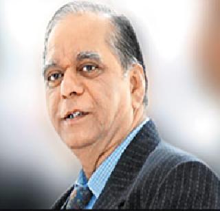 Renowned industrialist DS Kulkarni injured in a car accident, driver dies | विख्यात उद्योजक डी.एस.कुलकर्णी कार अपघातात जखमी, चालकाचा मृत्यू