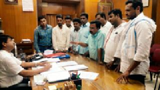 Take action against guilty graduates | पदवीधर नोंदणीतील दोषींवर कारवाई करा Take action against guilty graduates | पदवीधर नोंदणीतील दोषींवर कारवाई करा