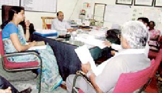 Undo the old workers | जुन्या कामगारांना पूर्ववत कामावर घ्या Undo the old workers | जुन्या कामगारांना पूर्ववत कामावर घ्या