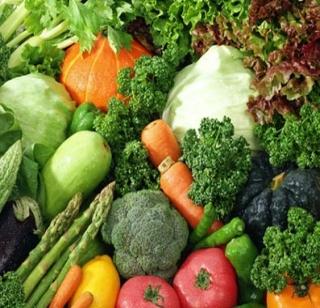 In five months, the prices of vegetables five times | पाच महिन्यांत भाज्यांचे भाव पाचपट