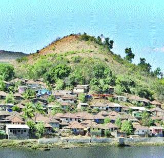 Dasgaon Village Invader Due to Migrant Notification | स्थलांतराच्या नोटिसीमुळे दासगाव ग्रामस्थ आक्रमक