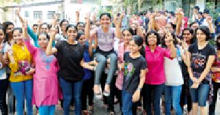 Valen girls! | वेलडन गर्ल्स ! Valen girls! | वेलडन गर्ल्स !