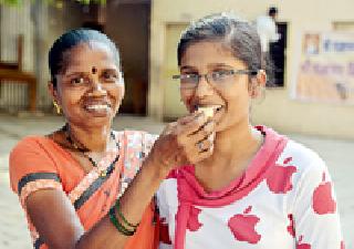 Two will work more at home but do not teach the girl | दोन घरी जास्त काम करेन, पण पोरीला शिकवेनच Two will work more at home but do not teach the girl | दोन घरी जास्त काम करेन, पण पोरीला शिकवेनच