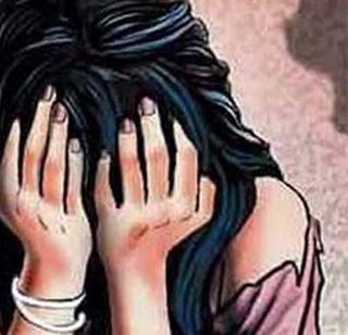 Woman and Wardaboy raped women in hospital | रुग्णालयात महिला रुग्णावर वॉचमन आणि वॉर्डबॉयने केला बलात्कार