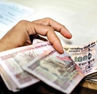 'Cashless Society' is required | ‘कॅशलेस सोसायटी’ आवश्यक