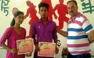 The quality of the talented players is the pride of the students | गुणवंत खेळाडू विद्यार्थ्यांचा गौरव The quality of the talented players is the pride of the students | गुणवंत खेळाडू विद्यार्थ्यांचा गौरव