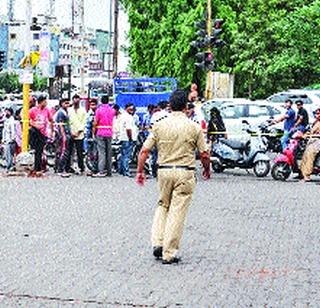 Citizens threw the experience in Chinchwad | चिंचवडमध्ये नागरिकांनी अनुभवला थरार Citizens threw the experience in Chinchwad | चिंचवडमध्ये नागरिकांनी अनुभवला थरार