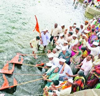 Gandhi Wada: The construction of a spacious tent; Darshanbari's face is available for picnic | गांधी वाडा : प्रशस्त मंडपाची उभारणी; दर्शनबारीचा दर्शनी भाग मुक्कामासाठी उपलब्ध