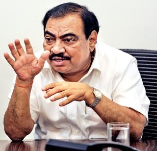 If we were to speak then India would have shocked - Eknath Khadse | बोललो असतो तर भारत हादरला असता- एकनाथ खडसे