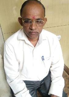 Bribe officer arrested for bribe | लाच प्रकरणी मंडल अधिकाऱ्याला अटक Bribe officer arrested for bribe | लाच प्रकरणी मंडल अधिकाऱ्याला अटक