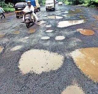 A special team of the municipal corporation to build potholes in Mumbai | मुंबईत खड्डे बुजविण्यासाठी पालिकेचं विशेष पथक