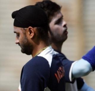 ..... so Harbhajan had applied Sreesanth's head to head | .....म्हणून हरभजनने श्रीशांतच्या श्रीमुखात लगावली होती