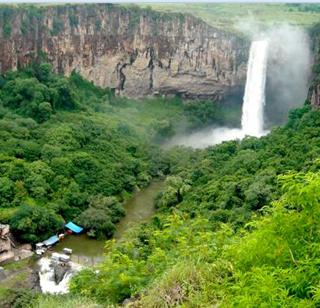 Picnic Point: Sutada-Kapiladhar (Beed) | पिकनिक पॉईंट : सौताडा-कपिलधार (बीड)