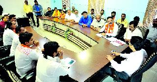 Take recourse to Kolhapur | कोल्हापुरात फेरआरक्षण टाका