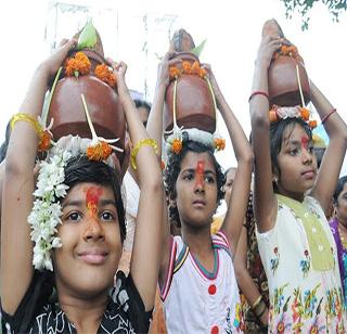 A new water john in Kolhapur | कोल्हापुरातील नव्या पाण्याची जत्रा A new water john in Kolhapur | कोल्हापुरातील नव्या पाण्याची जत्रा