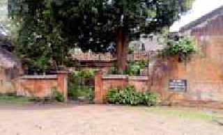 The dilapidated building of the school is dangerous | पालिका विद्यालयाची जीर्ण इमारत धोकादायक