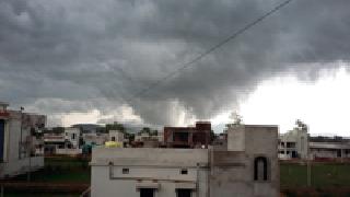 Cloud Dotted: | मेघ दाटले : Cloud Dotted: | मेघ दाटले :