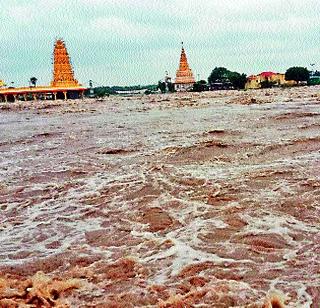 Flood of the Kukdi river, cautionary warning | कुकडी नदीला पूर, सावधानतेचा इशारा