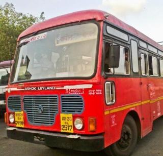 Passengers suffer from the shutting down of the bus | एसटी बंद केल्याने प्रवासी त्रस्त Passengers suffer from the shutting down of the bus | एसटी बंद केल्याने प्रवासी त्रस्त