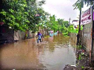 'Rainy drains' inefficient | ‘पावसाळी गटार’ कुचकामी