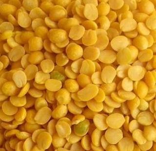 Illegal storage of pulses in government godown | शासकीय गोदामातही डाळींची अवैध साठवणूक