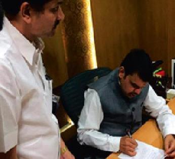 15 lakh sanctioned for the surplus lease of Sondayota sub-irrigation scheme | सोंडयाटोला उपसासिंचन योजनेच्या थकीत बिलासाठी १५ लाख मंजूर 15 lakh sanctioned for the surplus lease of Sondayota sub-irrigation scheme | सोंडयाटोला उपसासिंचन योजनेच्या थकीत बिलासाठी १५ लाख मंजूर