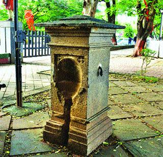 Waterfall ... Mumbai's history's milestone | पाणपोई... मुंबईच्या इतिहासातील मैलाचे दगड